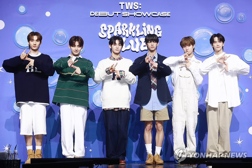 멤버 반 이상이 신장 180 cm 넘는 남자 아이돌 | 인스티즈