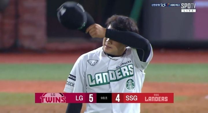 89e4c3fdd95e4e4d8efc426497a797598a6d4093