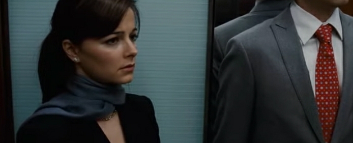 고층 건물 엘리베이터에 갇힌 5명. 이들 중 1명은 사람이 아니다. 데블 | 인스티즈