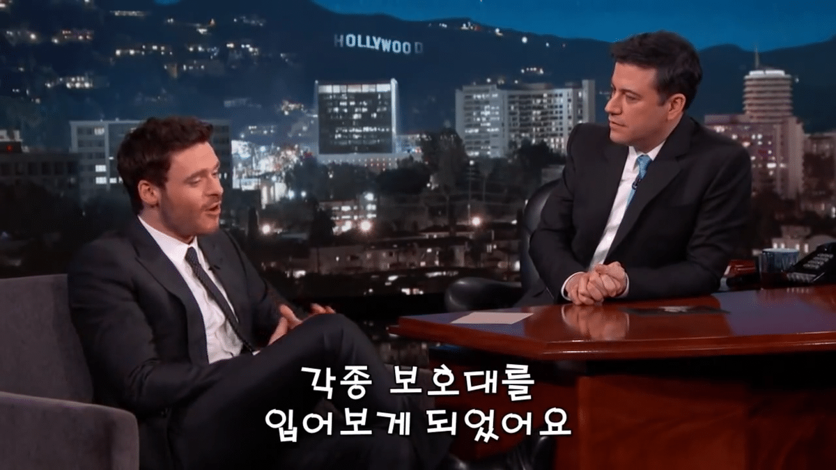 남자배우들이 꽉 끼는 타이즈를 입을때 중요부위를 가리는 방법.jpg | 인스티즈