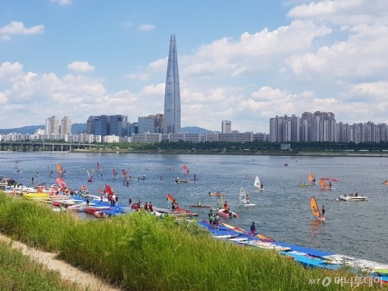 한강 진짜 뭐 있다고 생각하는 달글 | 인스티즈