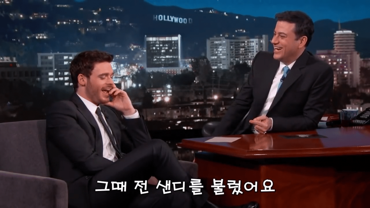 남자배우들이 꽉 끼는 타이즈를 입을때 중요부위를 가리는 방법.jpg | 인스티즈