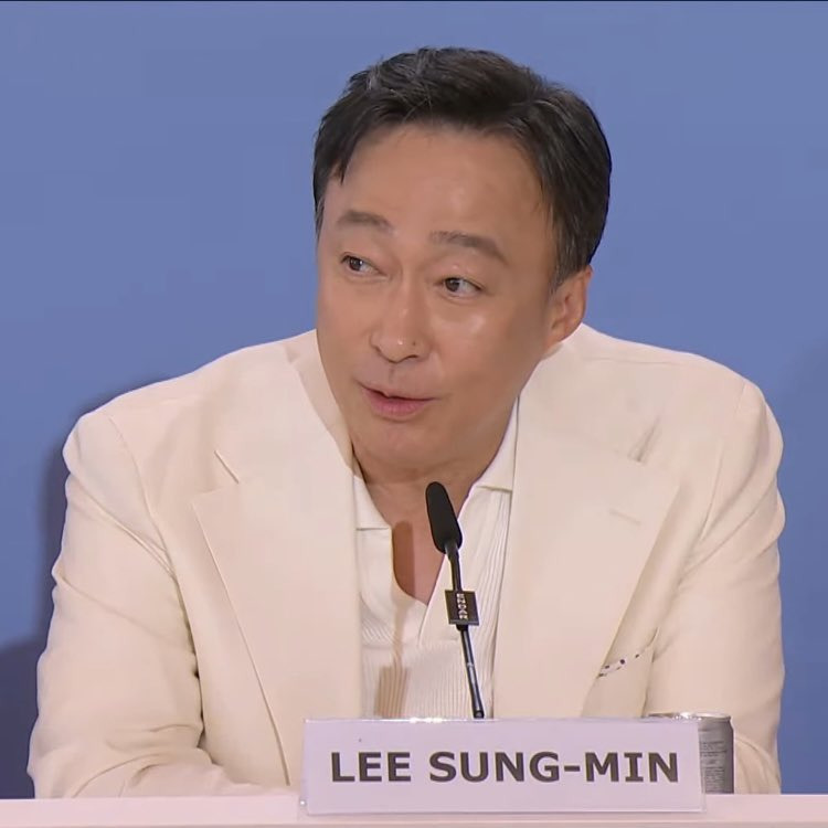 실시간 베니스 영화제 참석한 어쩔수가없다 팀 | 인스티즈