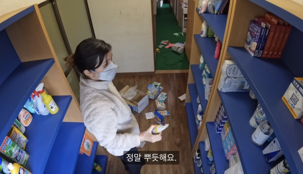 28년 넘게 정리안한 맥시멀리스트 부모님 집 4년에 걸쳐 정리한 딸 | 인스티즈