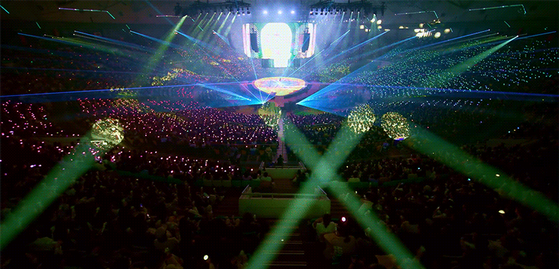 팬들사이에서 라이브 반응 터진 아이유 콘서트 무대 | 인스티즈