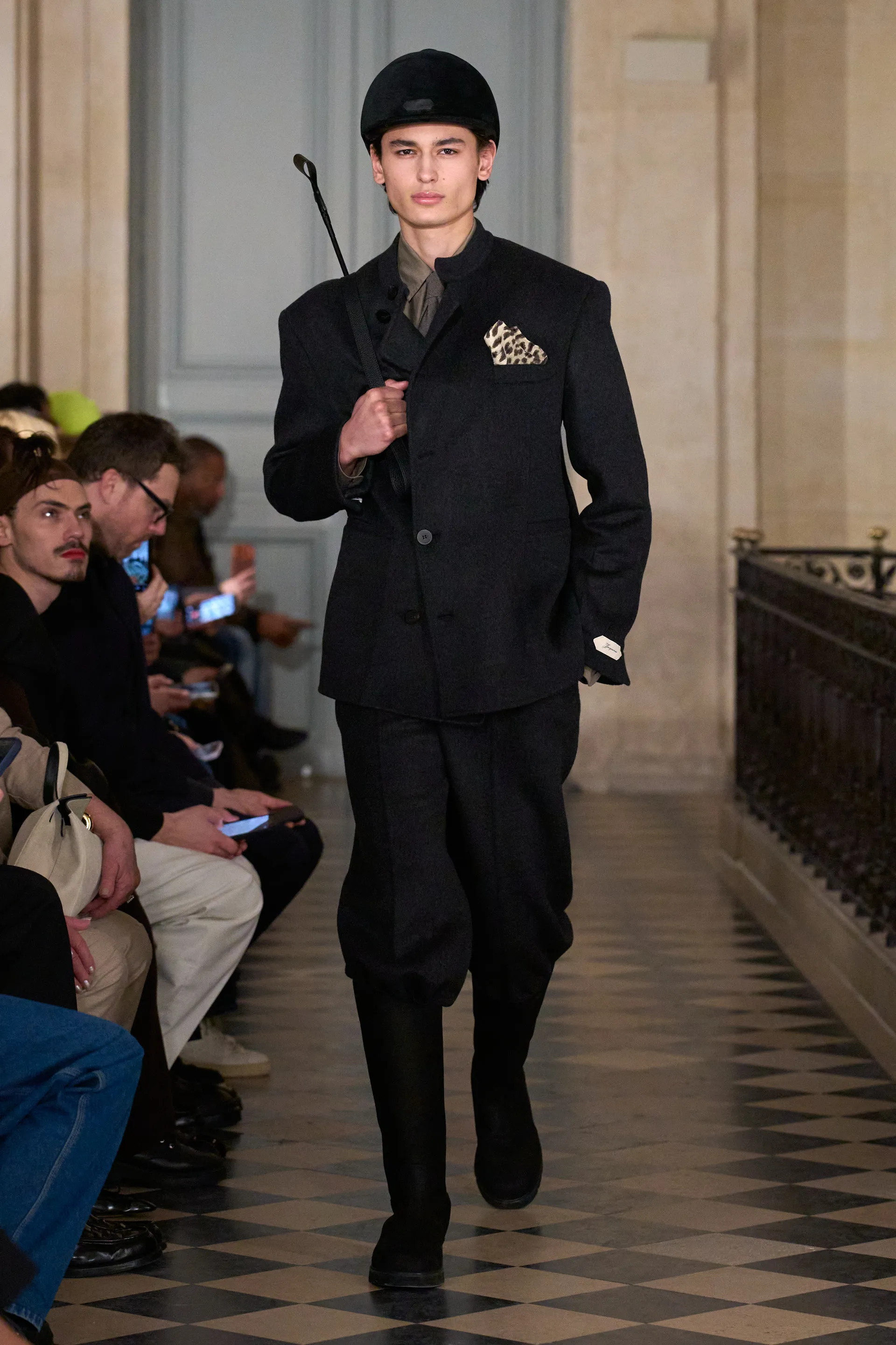 피카소에게 바쳤다는 쟈크뮈스 신상 제품들 | 인스티즈