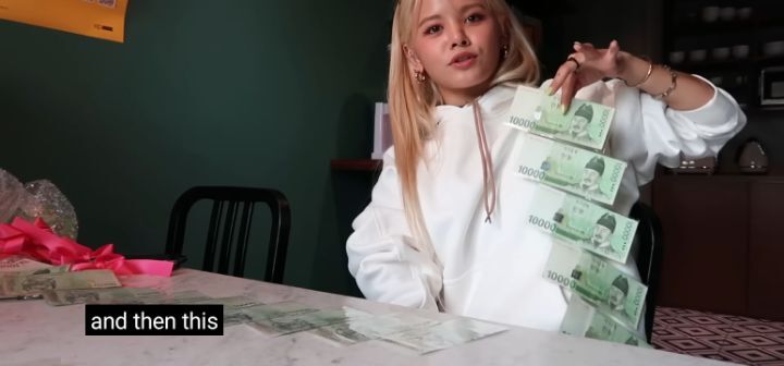 블랙핑크 콘서트 리사를 위해 선물준비한 씨엘씨 쏜(ft.민니) | 인스티즈