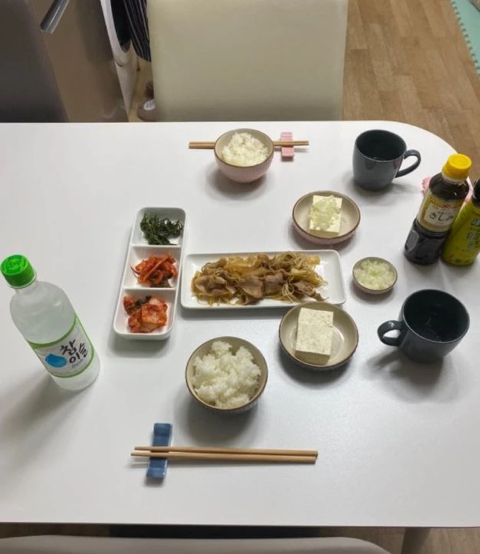 한국인 남편에게 '생활비 30만원' 받는 일본인 아내가 차려준 밥상 (사진) | 인스티즈
