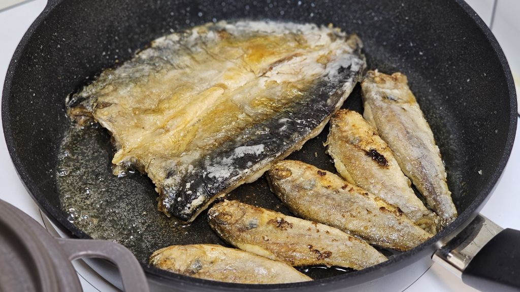 퇴근하고 집 가서 밥 먹어 든든하게 먹어 | 인스티즈