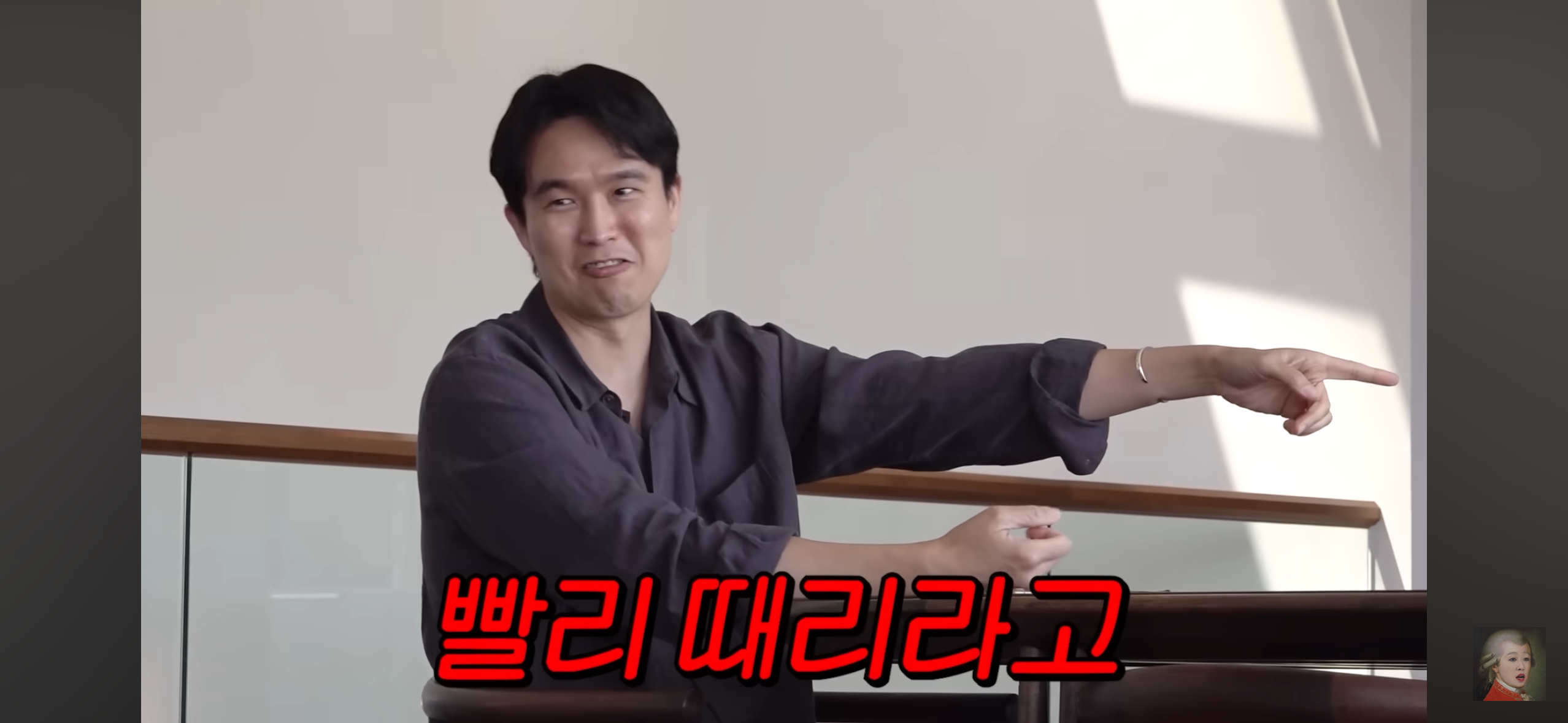 홍진경 동생 : 엄마 이건 때려야 돼 | 인스티즈