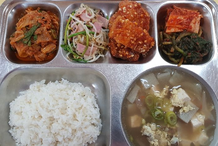 초중고딩때도 급식 좋아했던 달글 | 인스티즈
