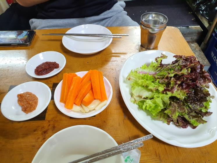 콘서트를 앞두고 '폼 미친' 영탁 맛집 4 | 인스티즈