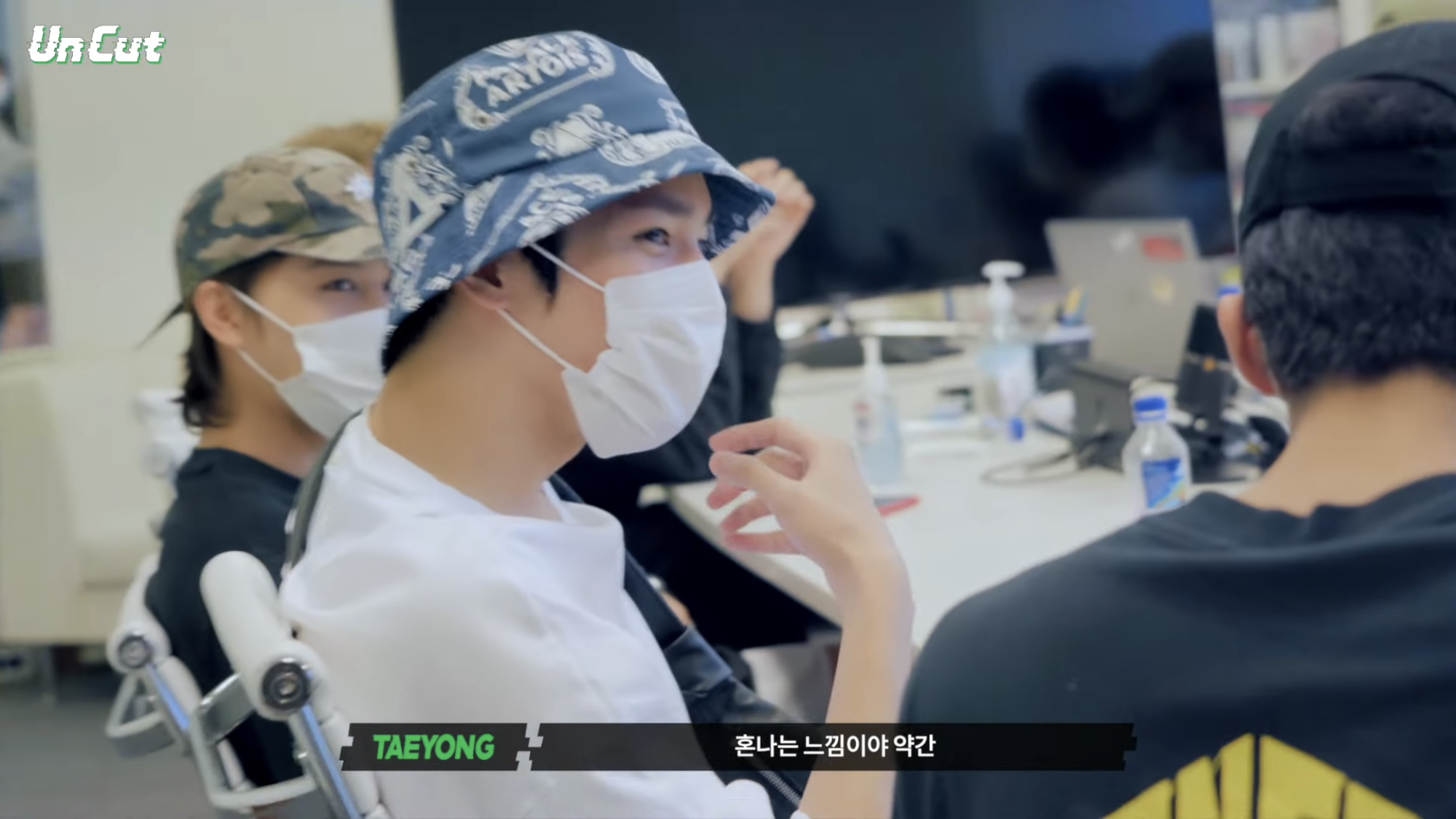 sticker 데모곡 듣고 표정관리 실패해버린 nct127 | 인스티즈
