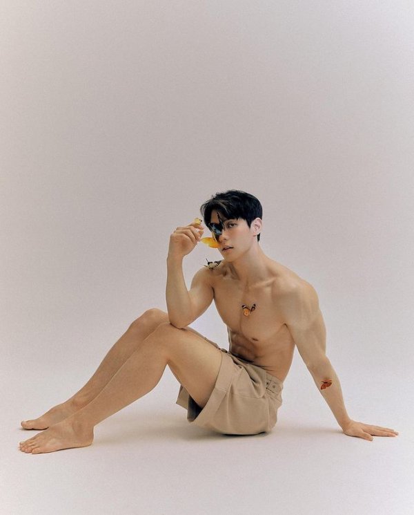 맨즈헬스 표지 모델로 화보 찍었던 아이돌들 | 인스티즈