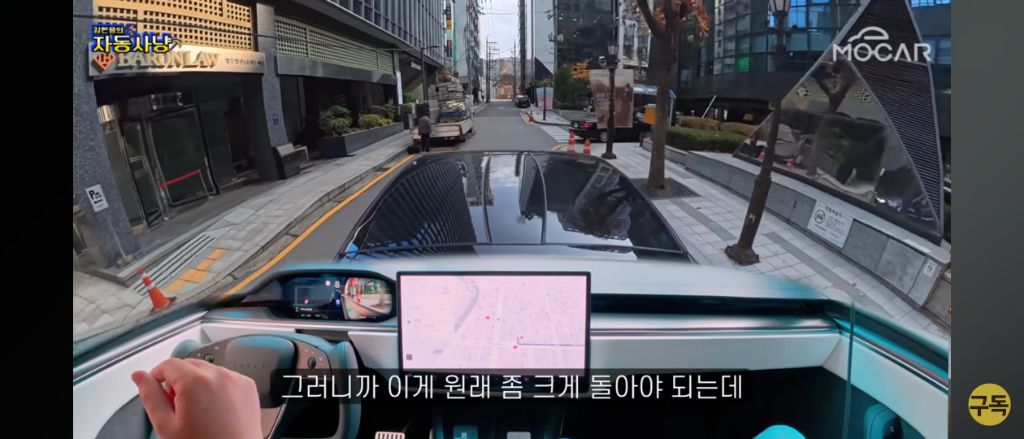 인간 운전자도 맨날 긁는 헬난이도 FSD 자율주행으로 주차해보기 | 인스티즈