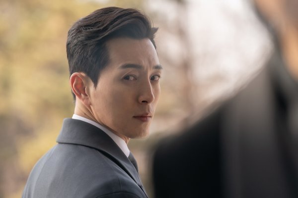 김은숙 작가 "학폭 미화 없다"…송혜교·이도현·임지연, '더 글로리' 첫 스틸 | 인스티즈