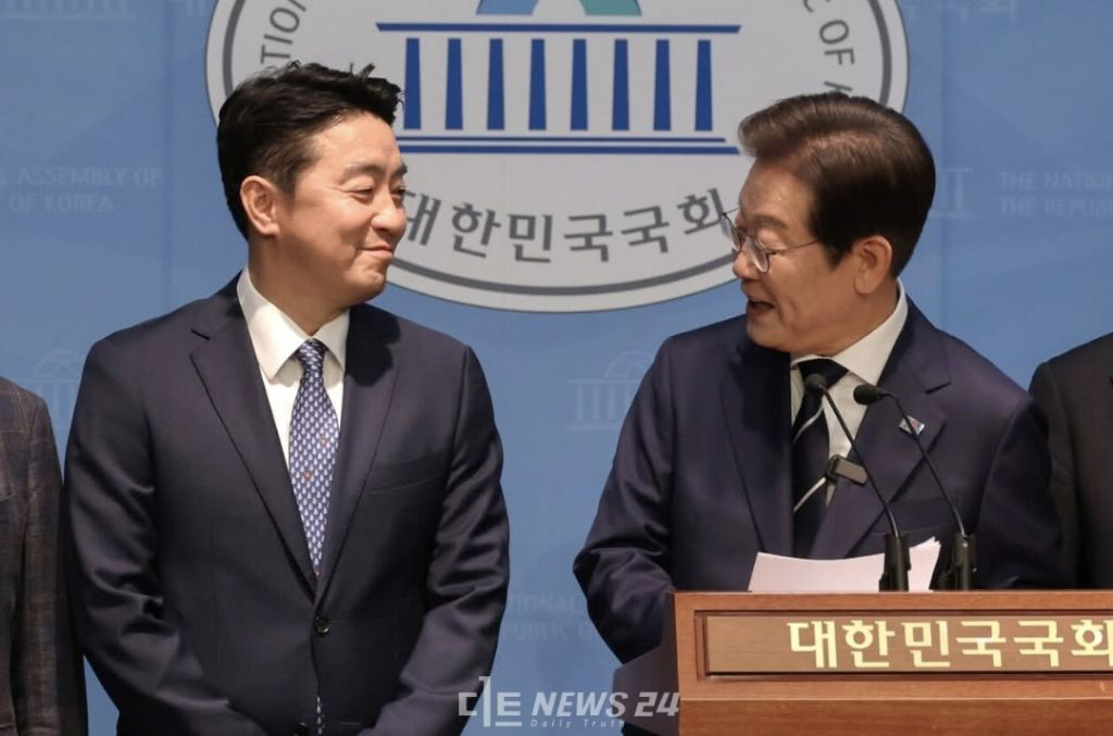 넋나간 이재명 비서실장 | 인스티즈