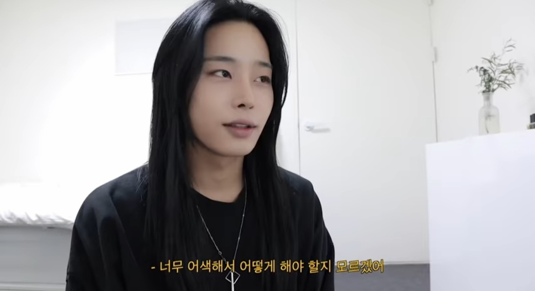 일주일 간 장발로 머리 붙이기 챌린지 한 남자 유투버(+두 번째 도전) | 인스티즈