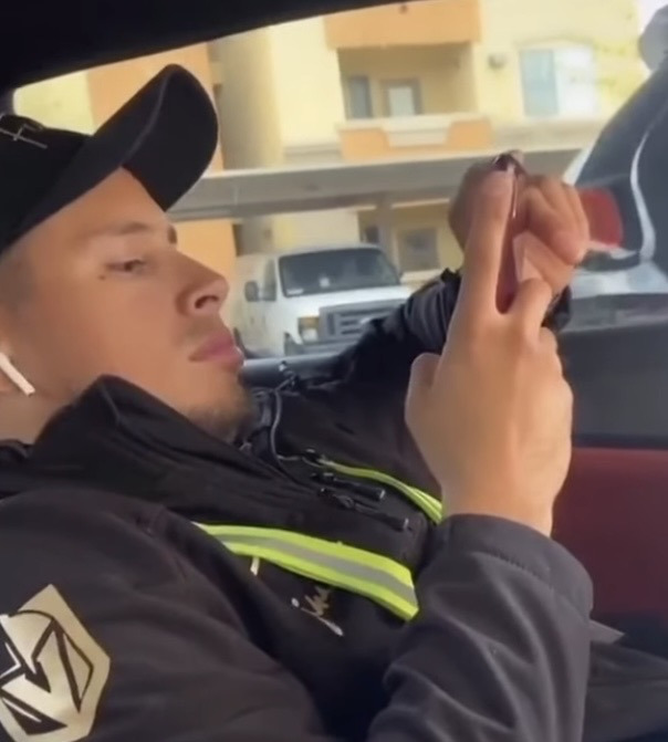 보자마자 함박웃음 짓게 되는 몸 좋은 흑남들 짤털 gif | 인스티즈