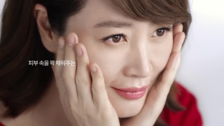 네일아트 ...네일은 잘 칠하지 않는 배우 김혜수 | 인스티즈