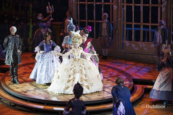 당시 프랑스 국민들이 '마리 앙투아네트' 를 싫어했던 이유 | 인스티즈