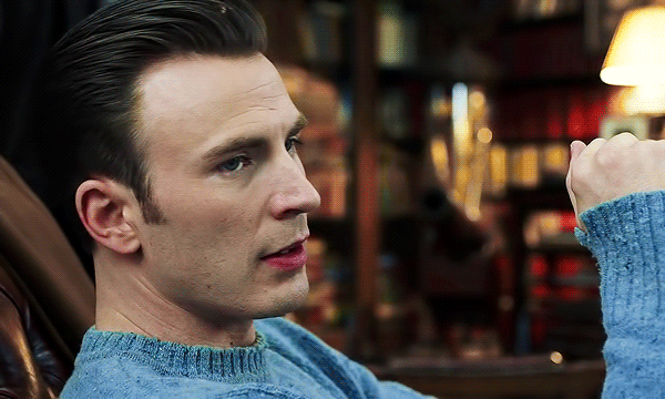 영화 나이브스 아웃에서 크리스 에반스가 바꾼 대사.gif | 인스티즈