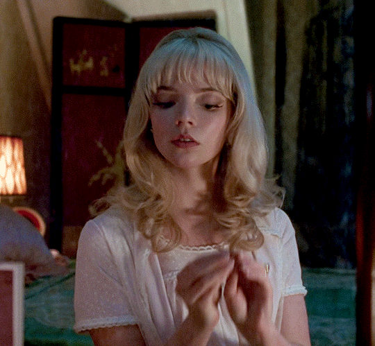 런던 대학에 합격해서 여성전용 하숙집에서 살게됐는데... | 인스티즈