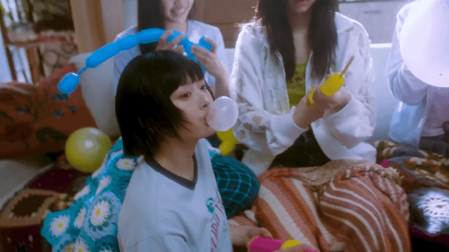 뉴진스 버블검 뮤직비디오 감독이 쓴 작업 후기 | 인스티즈