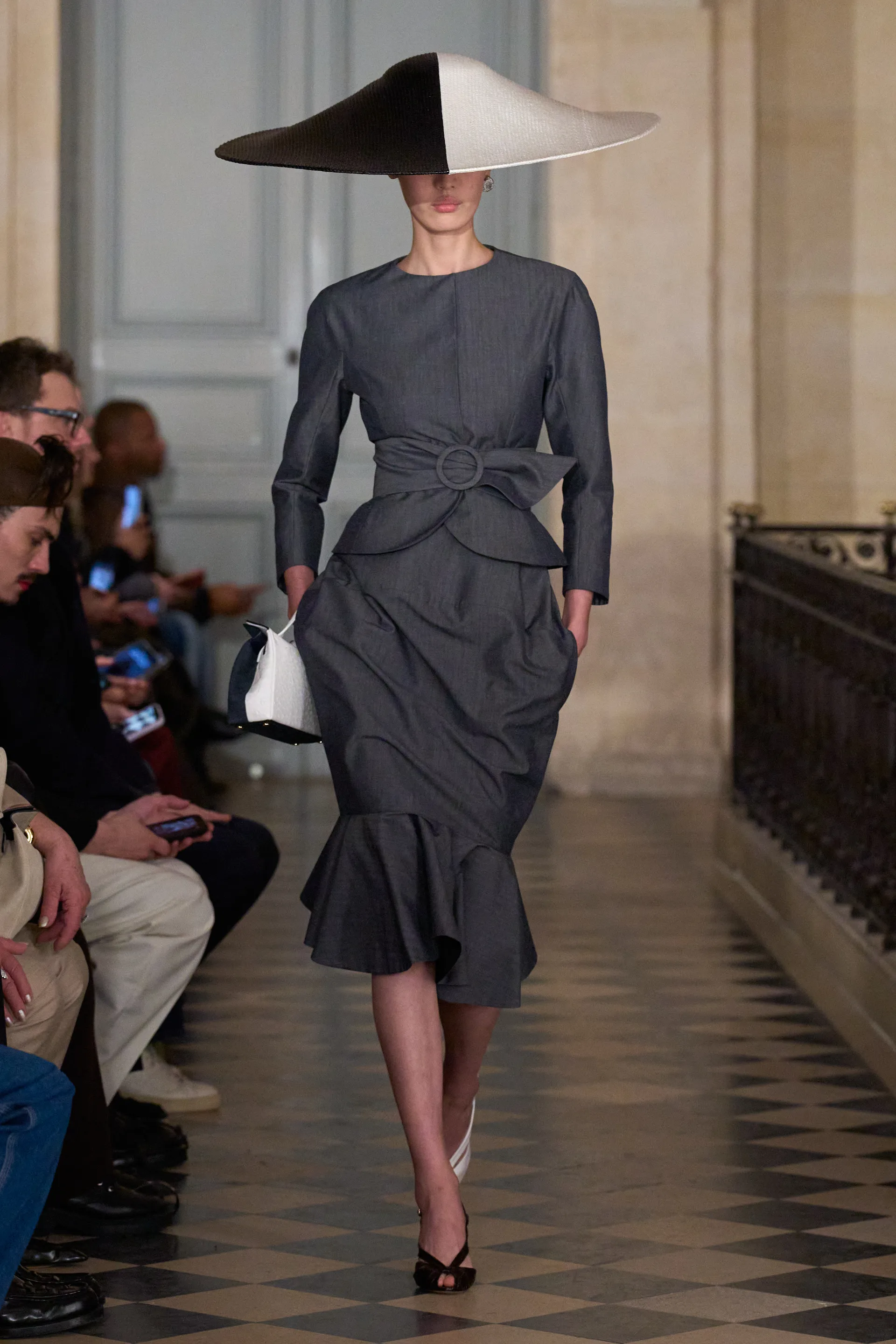 피카소에게 바쳤다는 쟈크뮈스 신상 제품들 | 인스티즈