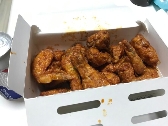 교촌치킨 대체자들 모음 - 악플달면 쩌리쩌려버려 - ＊여성시대＊ 차분한 20대들의 알흠다운 공간 교촌치킨 대체자들 모음