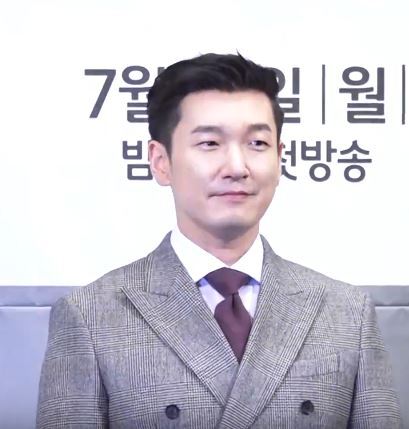 친형제보다 더 형제같은 조승우와 홍광호.jpg | 인스티즈