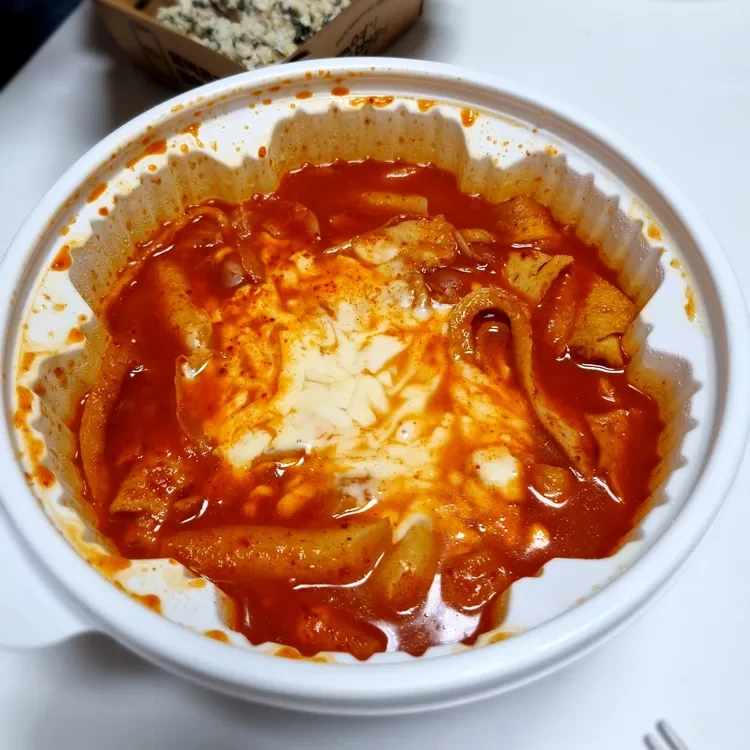 여시네 강아지 고양이가 마라탕 엽떡 마라곱도리탕 같은거 쫀득하게 먹어도 ㄱㅊ? | 인스티즈