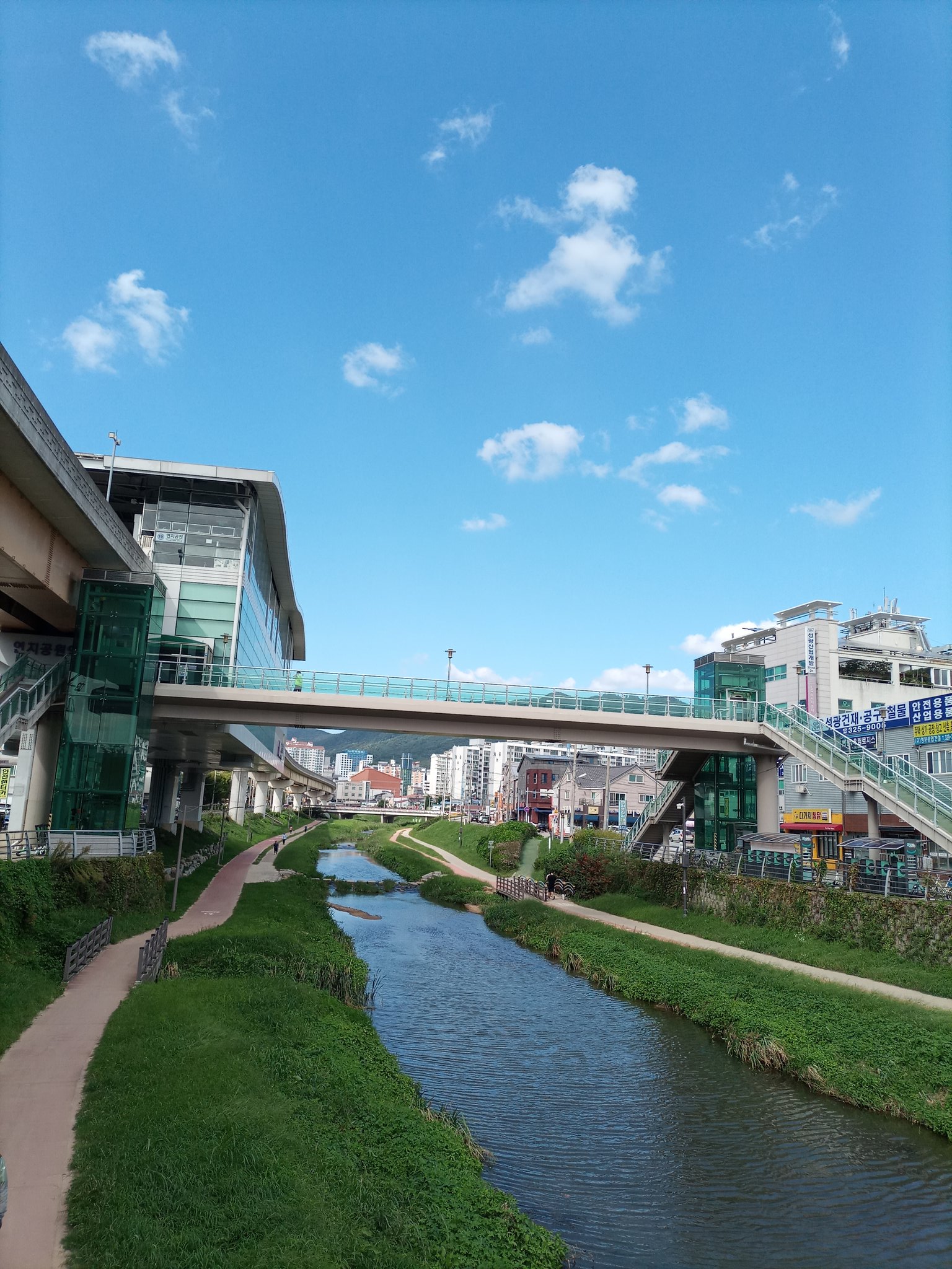 트위터에서 뜻밖의 붐업알티되고 있는 김해시.twt | 인스티즈