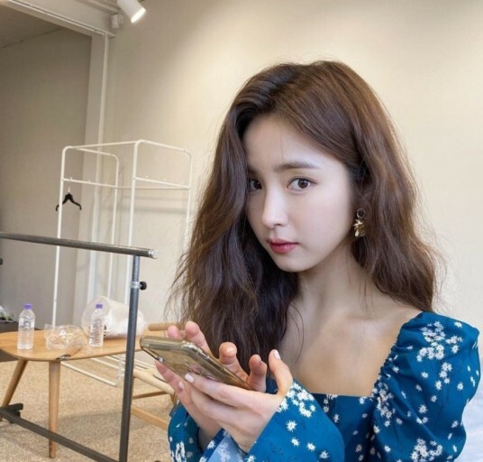 배우 신세경 긴머vs짦머 여시들의 취향은? | 인스티즈