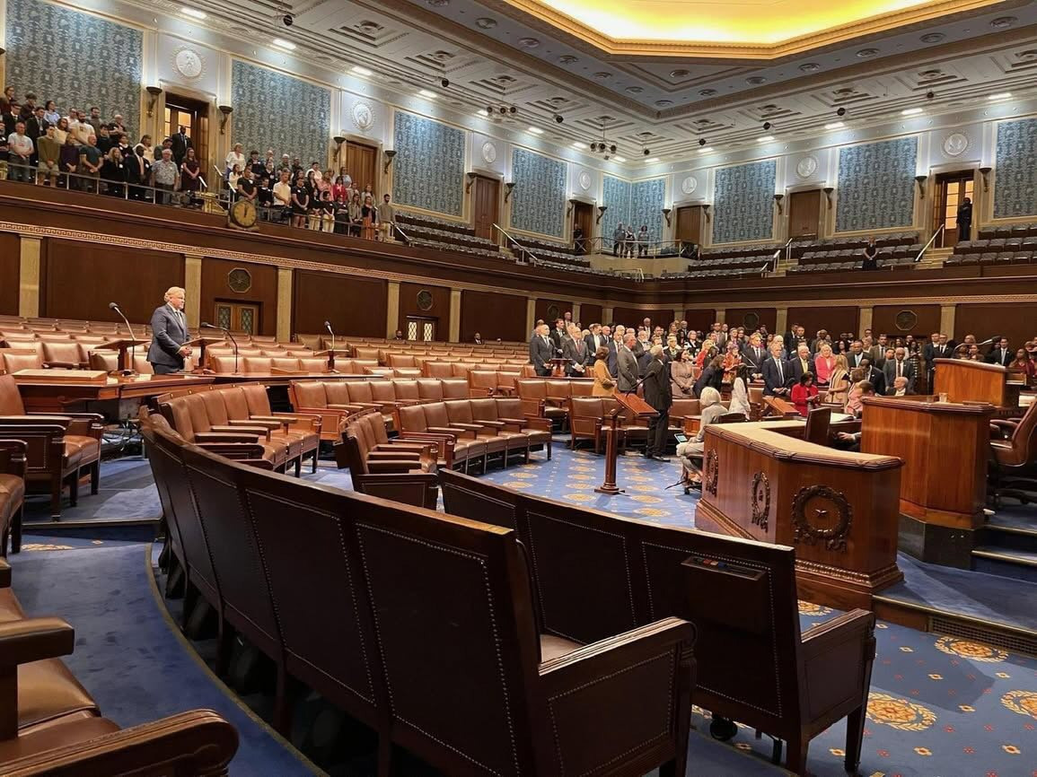 어쩐지 한국인들은 익숙한 어제 미국 의회 사진 - 악플달면 쩌리쩌려버려 - ＊여성시대＊ 차분한 20대들의 알흠다운 공간