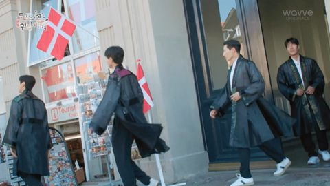 잘생긴 건 어딜가나 통하는구나 증명한 케이스 ⬅️NEW 버전 | 인스티즈