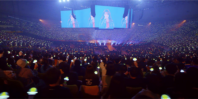 팬들사이에서 라이브 반응 터진 아이유 콘서트 무대 | 인스티즈