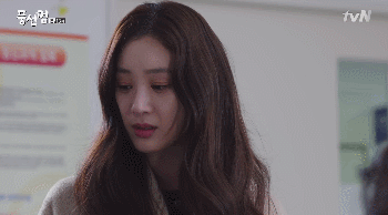 화를 낼 줄 모르는 여주로부터 화를 끌어내는 정신과 의사쌤.gif | 인스티즈