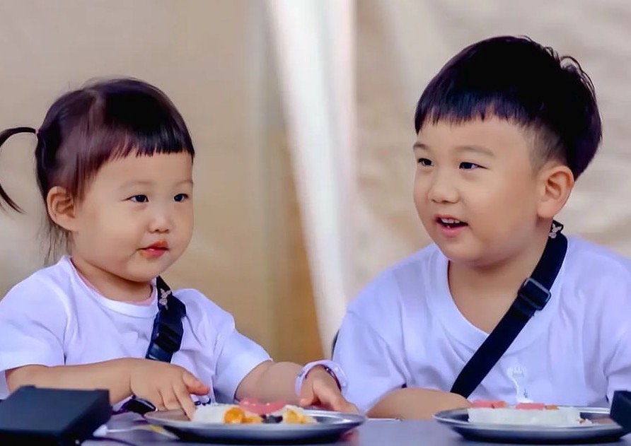 성격이 달라도 너무 다른 ♡도연우 도하영♡ | 인스티즈