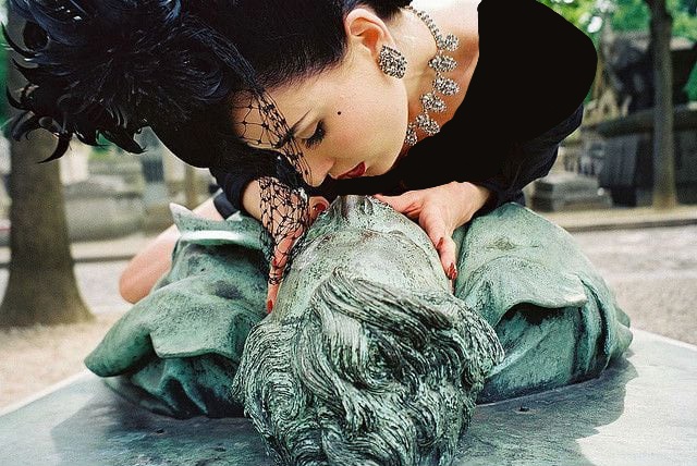 죽어서 ㅅㅅ심볼이 된 프랑스 남자 | 인스티즈