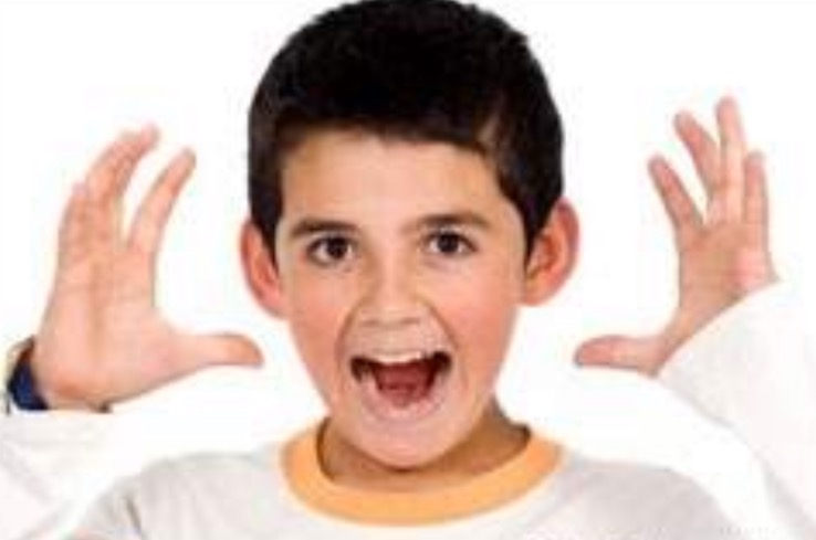 라떼는 말이야 핸드폰을 사면 이어폰을 줬다고!!.jpg | 인스티즈