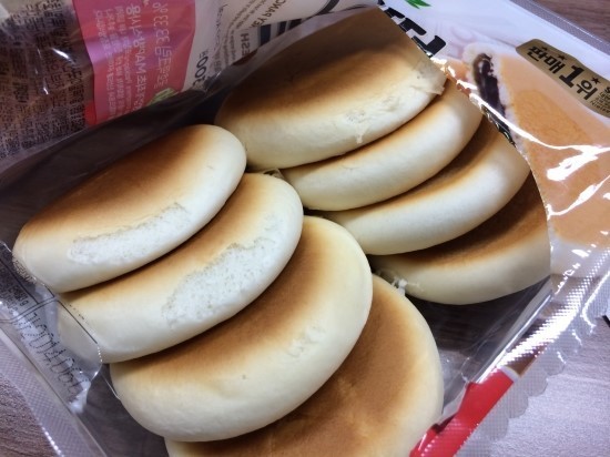 한 번 먹기 시작하면 끝도 없이 들어간다는 그 빵.jpg | 인스티즈