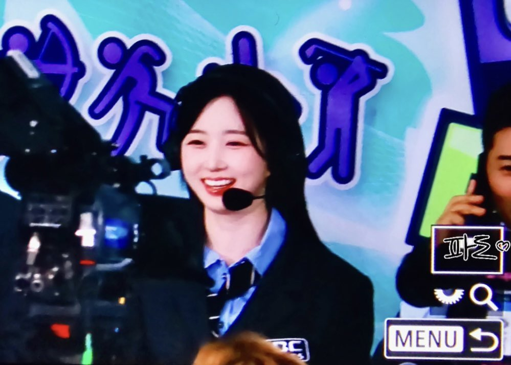 아육대에서 정장입고 mc본 엔믹스 해원 | 인스티즈