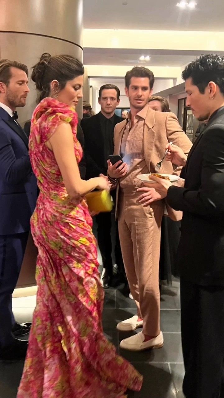 최근 앤드류 가필드 & 모니카 바바로 커플 | 인스티즈