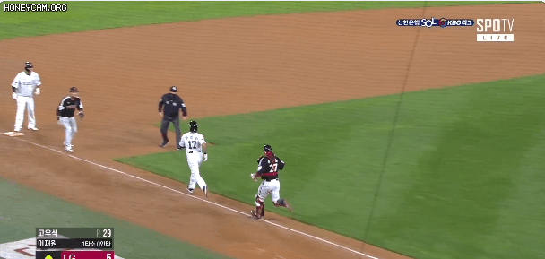 acc2f95881e009fcd7bd5ab008d54dad1a2db370