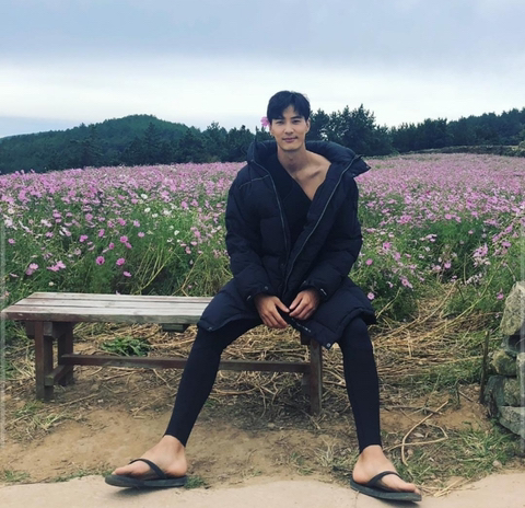 김지석 하석진 중에 누구 얼굴이 더 취향인지 말하는 달글 | 인스티즈