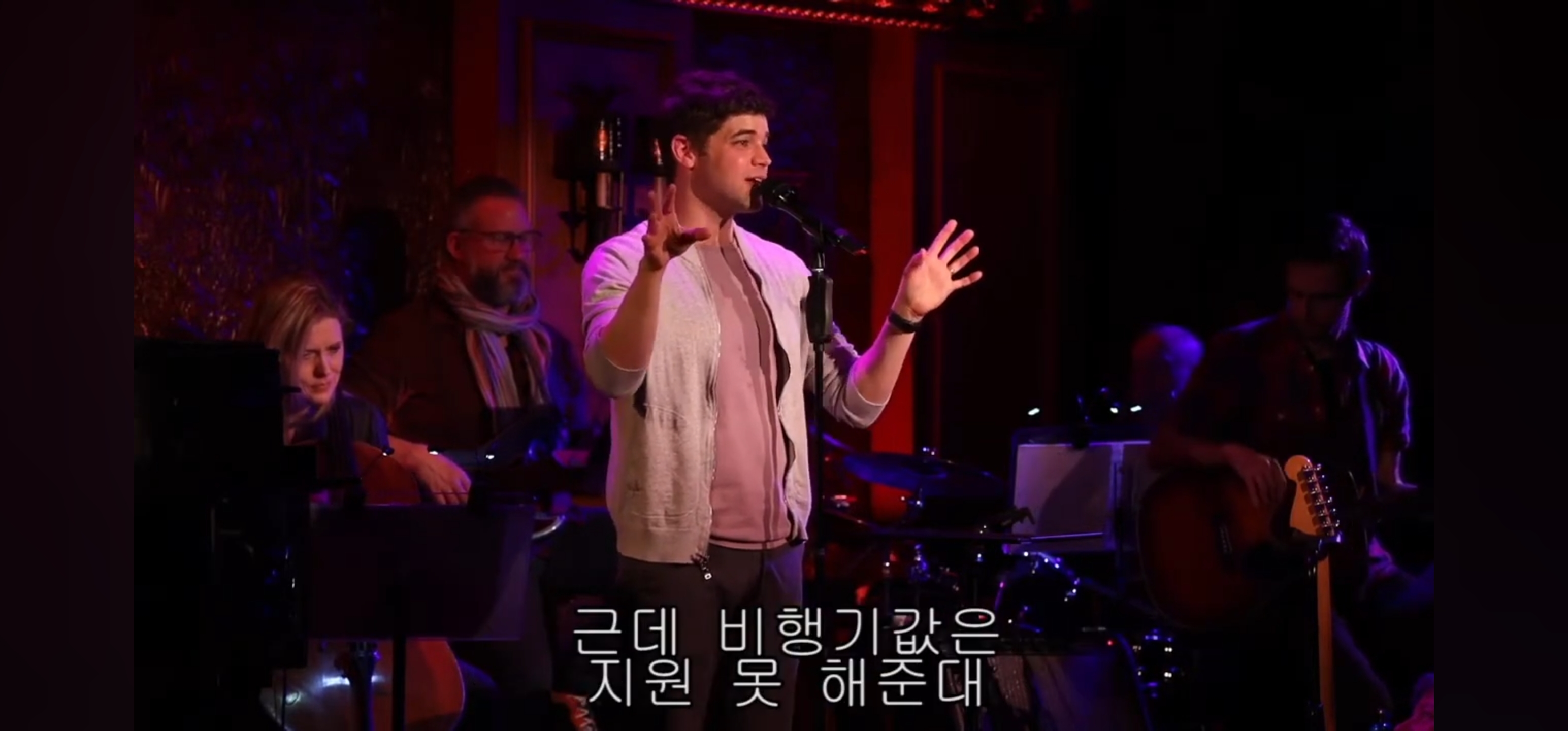 이제 와서 말하지만 휴 잭맨, 잭 에프론 대신 위대한 쇼맨이란 영화를 세상에 나온 게 한 건 나야! 그게 무슨 소리냐고?.jpg | 인스티즈