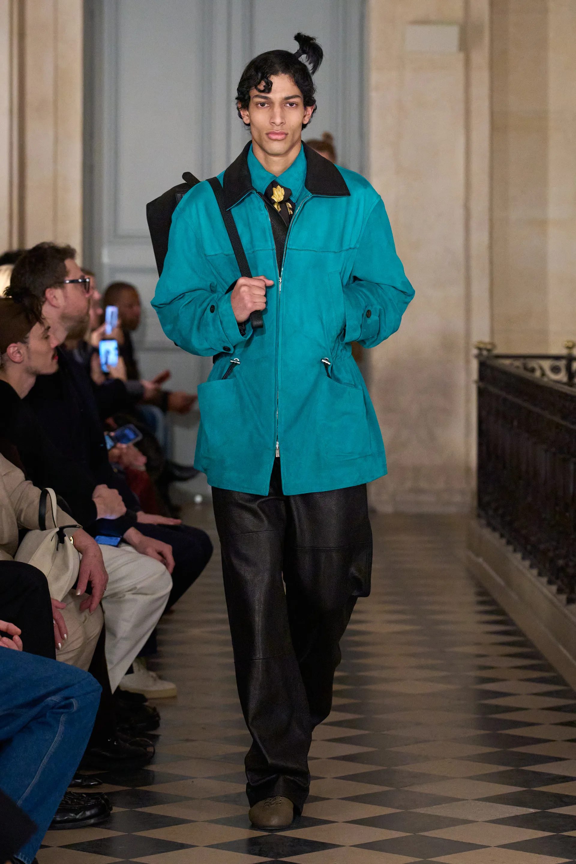 피카소에게 바쳤다는 쟈크뮈스 신상 제품들 | 인스티즈