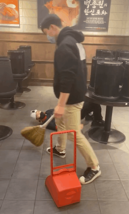 ENFP와 INTJ | 인스티즈