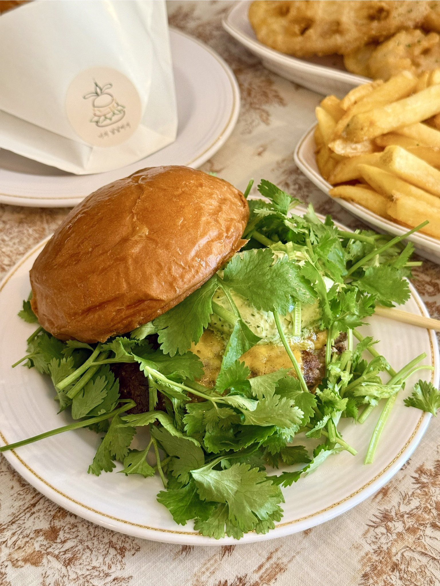 고수버거라는데 어때? | 인스티즈